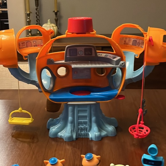 Huge Octonauts playset w/2 vehicles & 12 characters! 🌊 - Picture 3 of 10